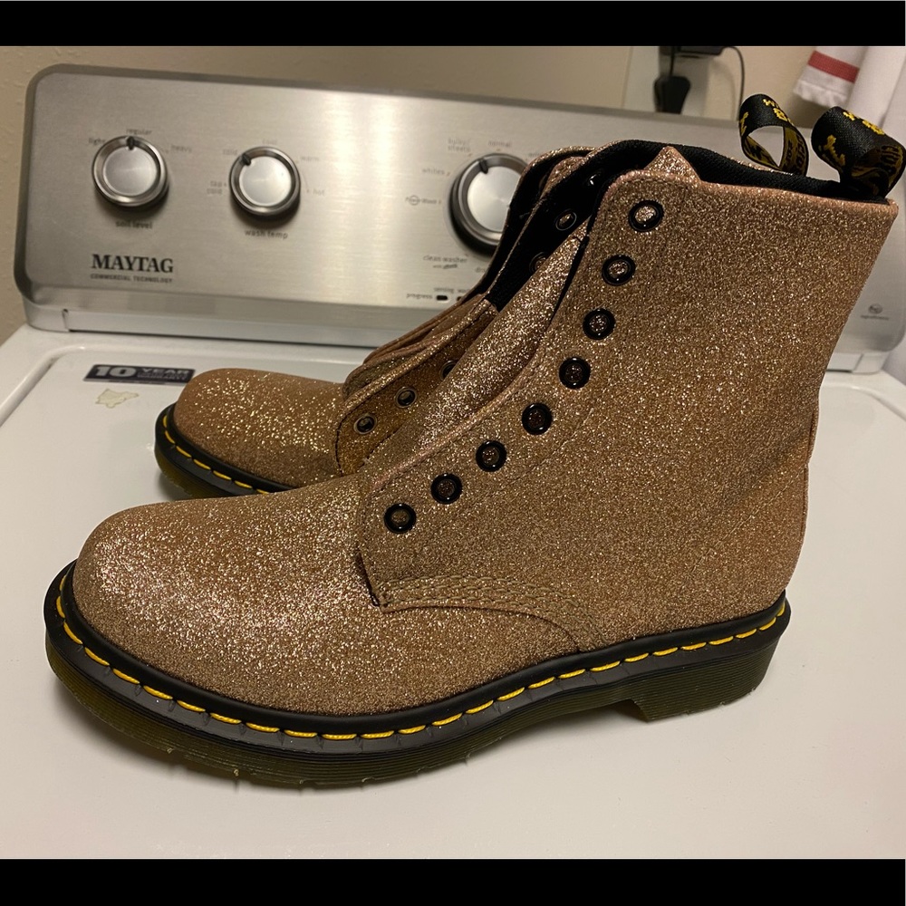 NWOT Glitter Doc Martens NO LACES